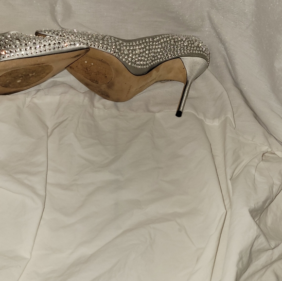 Manolo Blahnik BB Crystal Satin Pumps - Picture 7 of 9